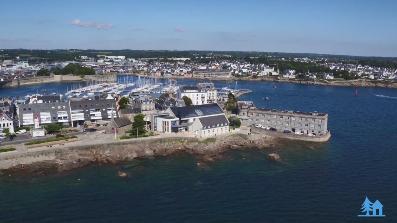 Ostal - Auberge De Jeunesse Concarneau Exteriör bild